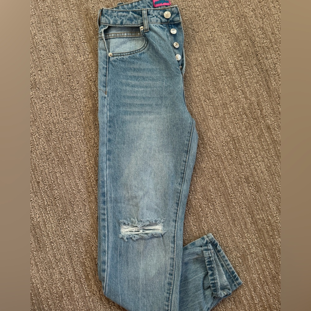 Edikted Polly pocketless jeans
